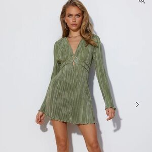 HORIZONS MEET PLISSE DRESS SAGE